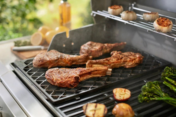 Чугунная решётка Weber Sear Grate для грилей Genesis II 400/600 серии