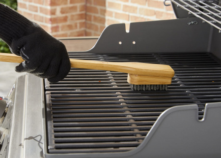 Щетка с бамбуковой ручкой Weber 46 см