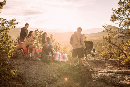 Газовый гриль Weber Traveler черный