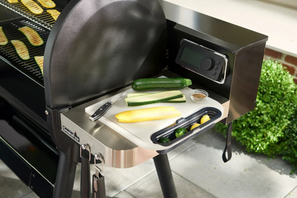 Разделочная  доска c контейнером Weber